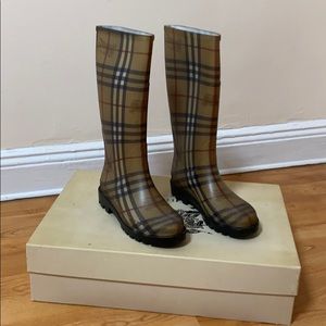 Burberry rain boots EUR 36